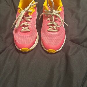 Nike Kids Sneakers in Pink and Yellow